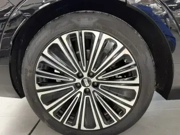 2025 Geely Galaxy M9 с пробегом 12 000 км