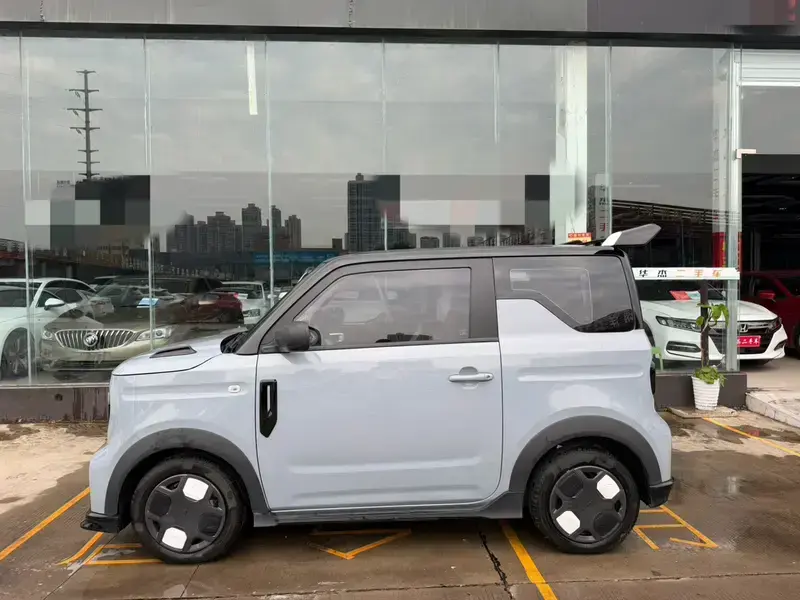 2024 Geely Panda с пробегом 16 000 км