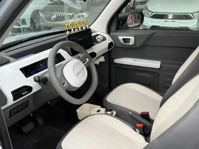 2024 Geely Panda с пробегом 16 000 км