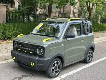 2025 Geely Panda с пробегом 15 000 км
