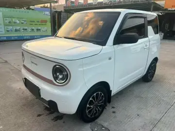 2023 Geely Panda с пробегом 5 000 км