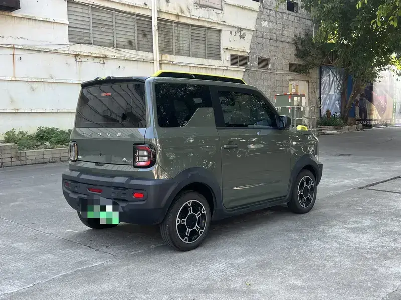 2025 Geely Panda с пробегом 13 000 км