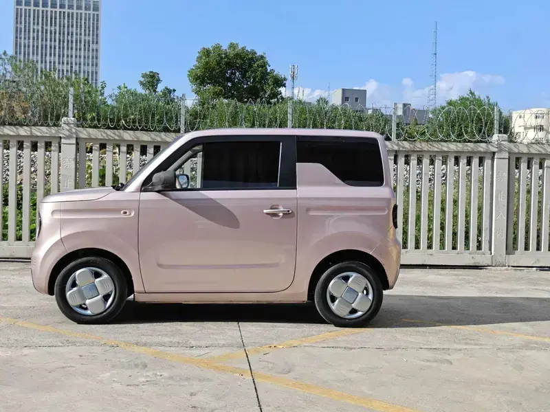 2023 Geely Panda с пробегом 15 000 км