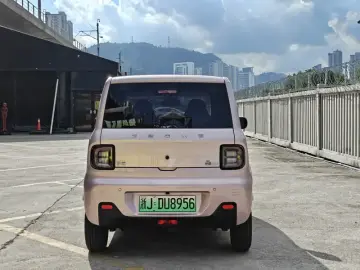 2023 Geely Panda с пробегом 15 000 км