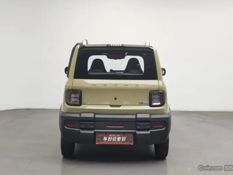 2024 Geely Panda с пробегом 12 200 км