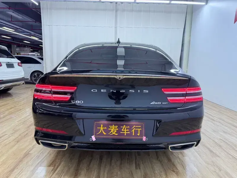 2023 Genesis G80 с пробегом 97 000 км