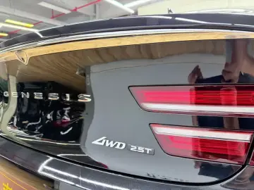 2023 Genesis G80 с пробегом 97 000 км