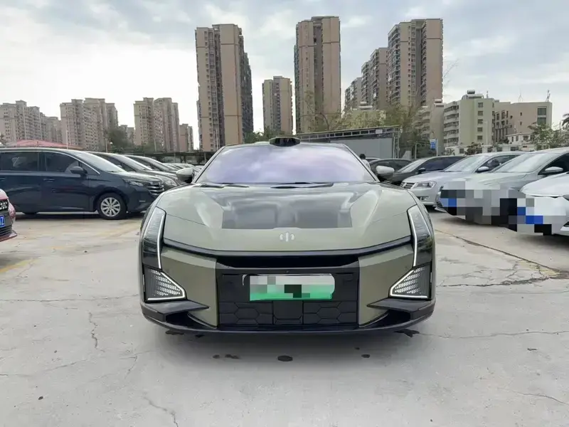 2023 HiPhi Z с пробегом 16 900 км