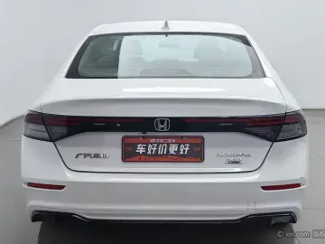 2025 Honda Accord с пробегом 3 500 км