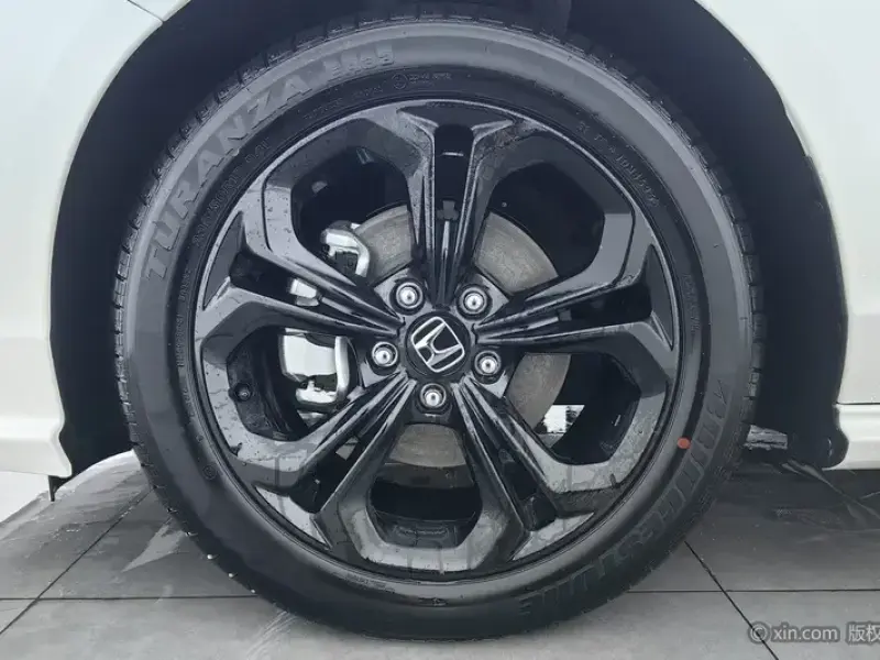 2025 Honda Accord с пробегом 3 500 км
