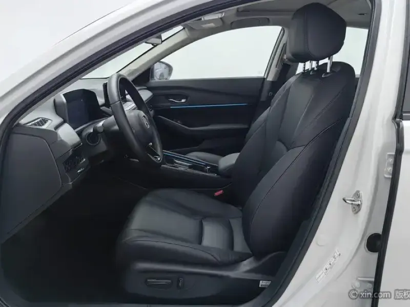 2025 Honda Accord с пробегом 3 500 км