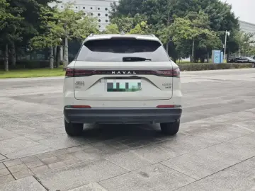 2025 Haval Xiaolong Max с пробегом 31 000 км