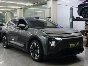 2023 HiPhi Y с пробегом 10 000 км