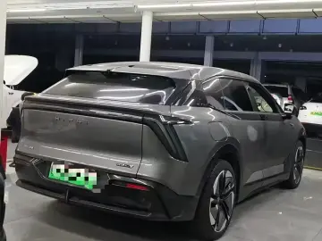 2023 HiPhi Y с пробегом 10 000 км