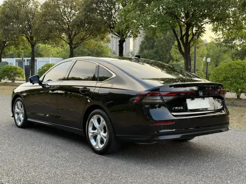 2024 Honda Accord с пробегом 30 000 км