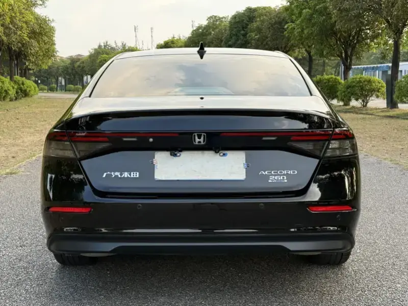 2024 Honda Accord с пробегом 30 000 км