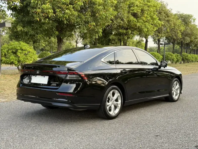2024 Honda Accord с пробегом 30 000 км