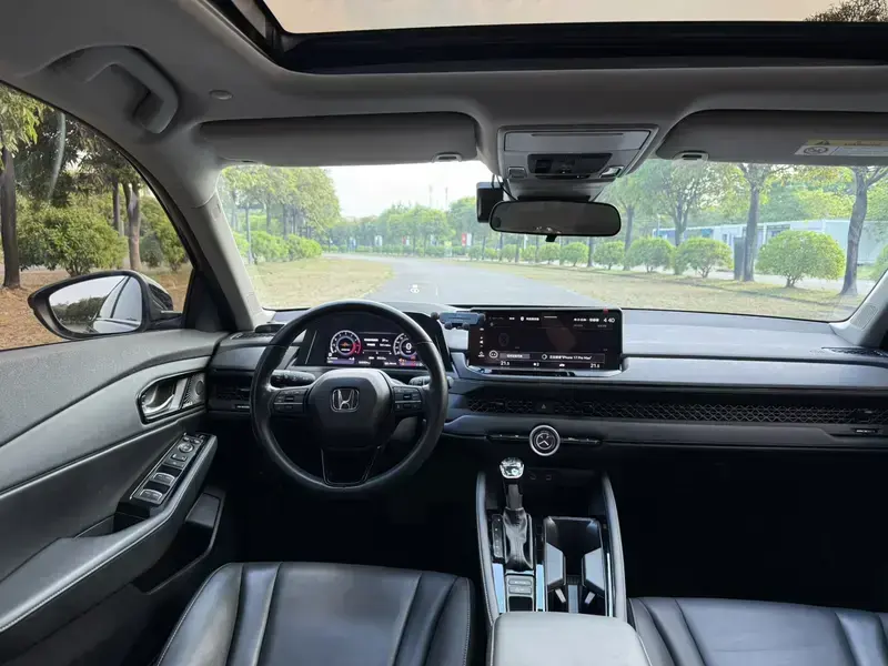 2024 Honda Accord с пробегом 30 000 км