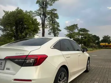 2022 Honda Civic с пробегом 15 000 км