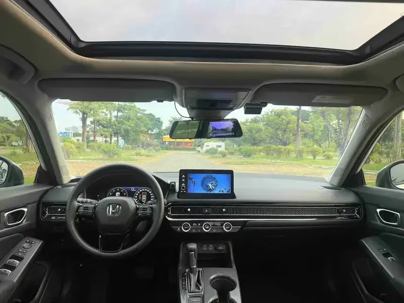 2022 Honda Civic с пробегом 15 000 км
