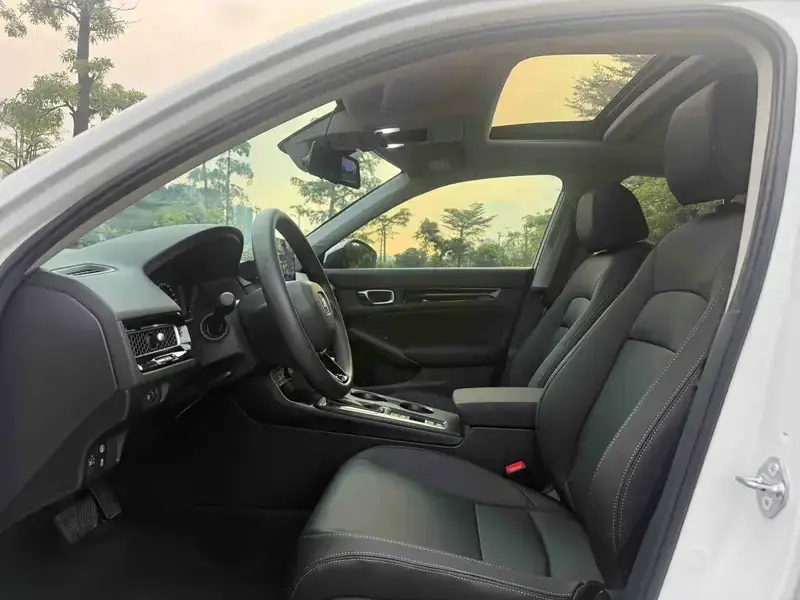 2022 Honda Civic с пробегом 15 000 км