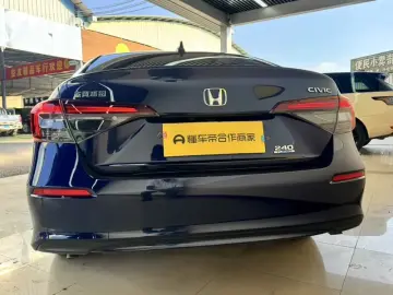 2025 Honda Civic с пробегом 7 500 км