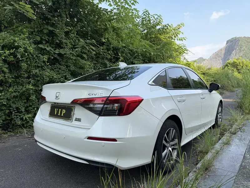 2023 Honda Civic с пробегом 48 000 км