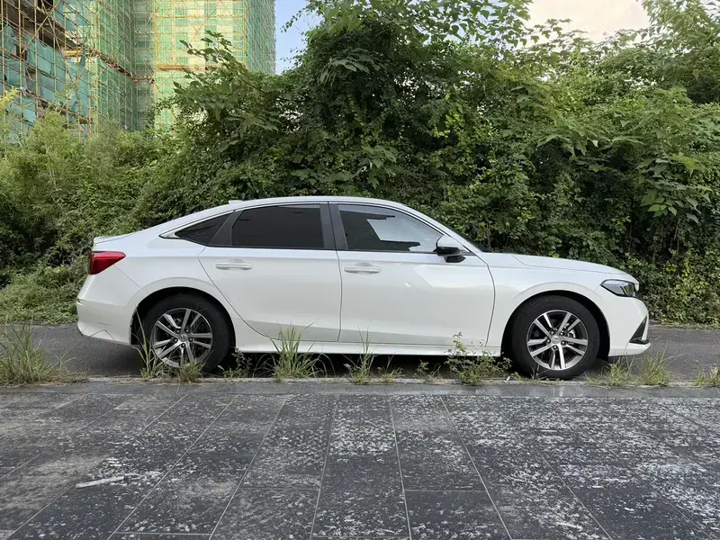 2023 Honda Civic с пробегом 48 000 км