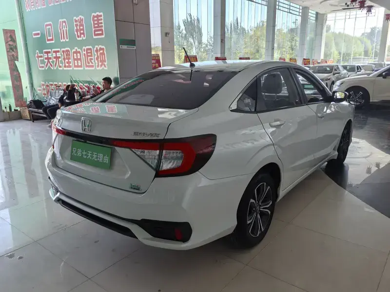 2022 Honda Envix с пробегом 39 000 км