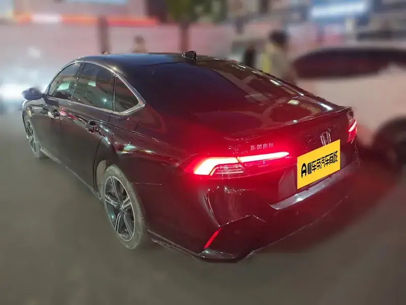 2023 Honda Inspire с пробегом 71 200 км