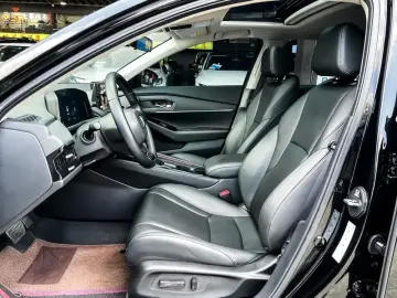 2025 Honda Inspire с пробегом 41 000 км