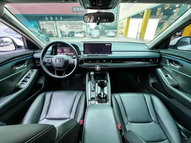 2023 Honda Inspire с пробегом 47 000 км