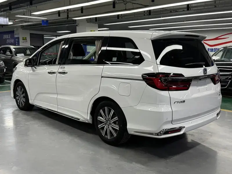 2022 Honda Odyssey с пробегом 51 000 км