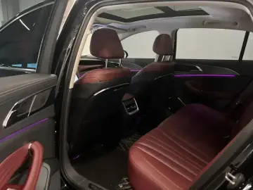 2024 Hongqi H5 с пробегом 44 000 км