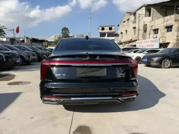 2023 Hongqi H5 с пробегом 51 100 км