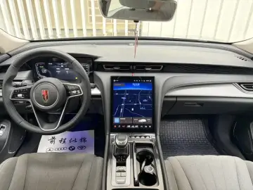 2024 Hongqi H5 с пробегом 57 000 км