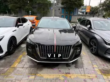 2024 Hongqi H5 с пробегом 27 200 км