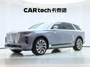 Hongqi E-HS9