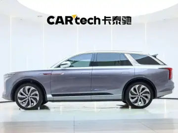 2020 Hongqi E-HS9 с пробегом 41 300 км