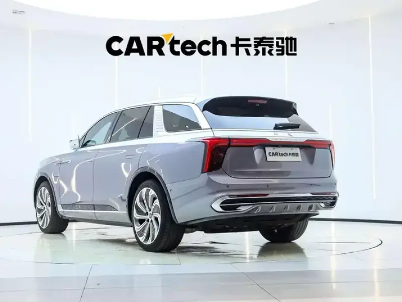 2020 Hongqi E-HS9 с пробегом 41 300 км