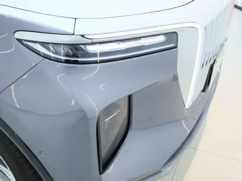 2020 Hongqi E-HS9 с пробегом 41 300 км