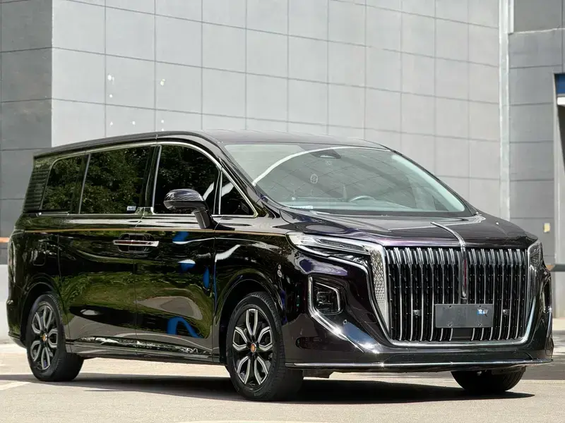 2022 Hongqi HQ9 с пробегом 49 000 км