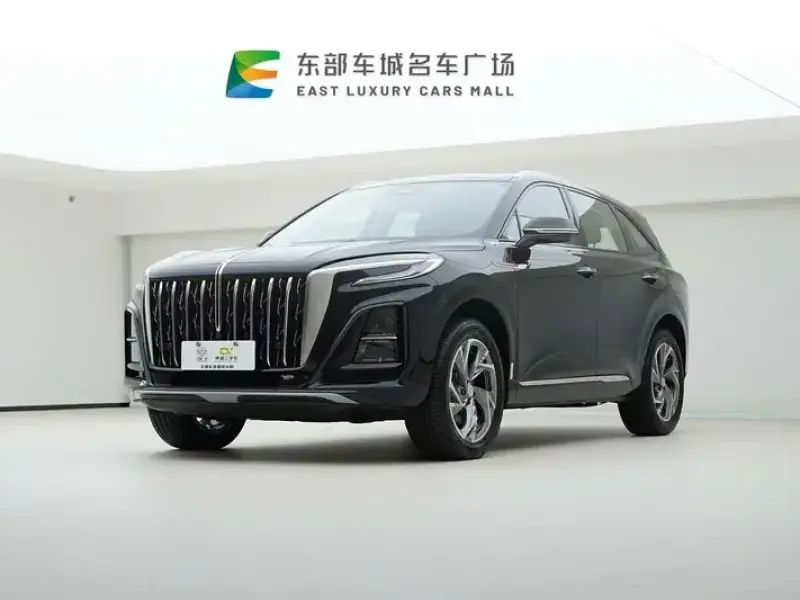 2025 Hongqi HS3 с пробегом 7 000 км