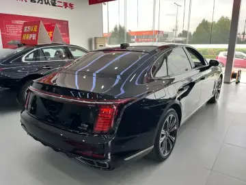2024 Hongqi H9 с пробегом 4 000 км