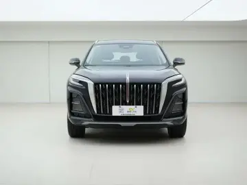 2025 Hongqi HS3 с пробегом 7 000 км