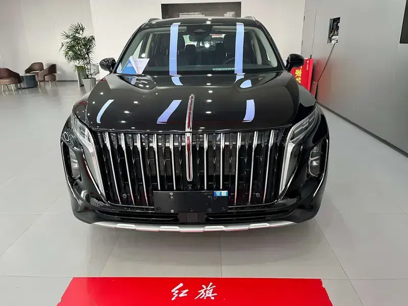 2024 Hongqi HS7 с пробегом 18 000 км