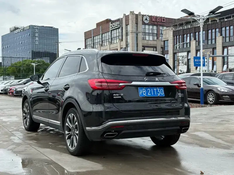 2019 Hongqi HS5 с пробегом 114 000 км