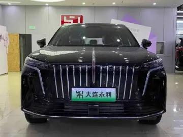 2026 Hongqi HS6 с пробегом 900 км