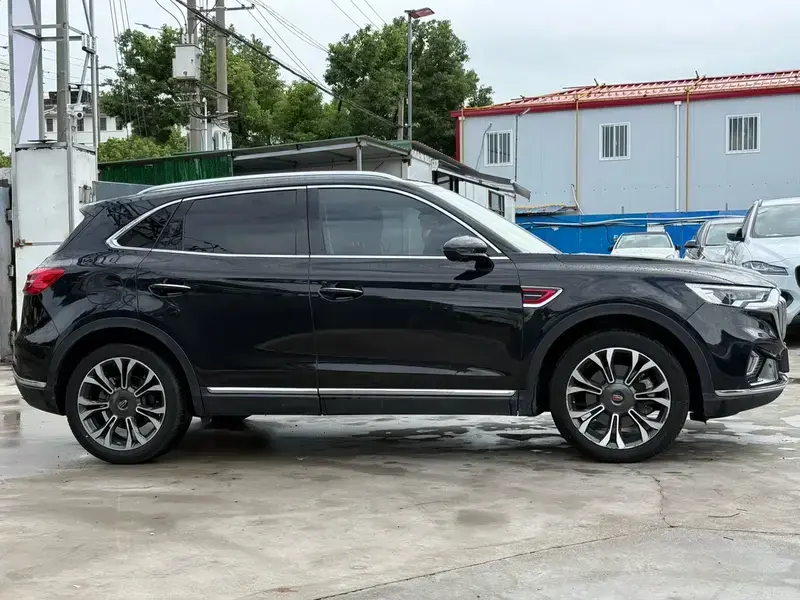2019 Hongqi HS5 с пробегом 114 000 км