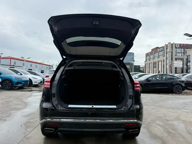 2019 Hongqi HS5 с пробегом 114 000 км